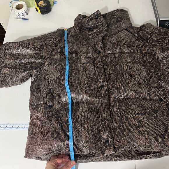 Blank NYC Brown Snakeskin Puffer Jacket Women's Size L - Picture 10 of 11